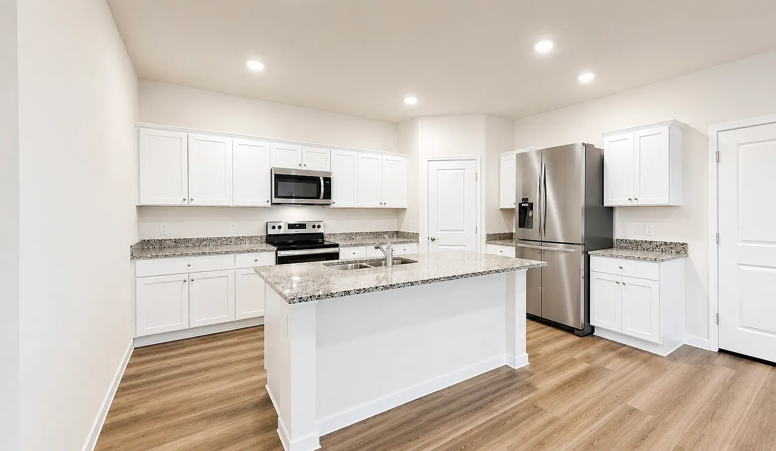 5 bed, 2609 sqft, $2,850 — Photo 2