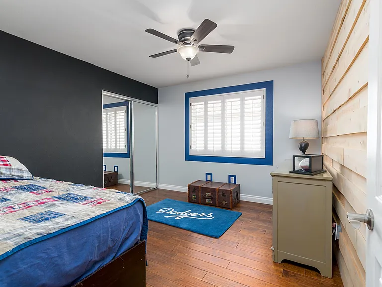 1668 Paseo Maravilla — Photo 29
