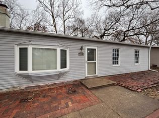 2710 W Kirby Ave, Champaign, IL 61821