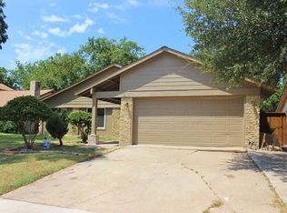 2817 Corrida Ct, Grand Prairie, TX 75052
