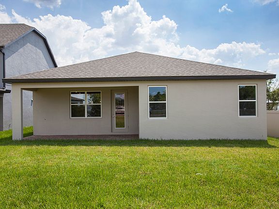 2nd image of 10013 Hampshire Oaks Dr