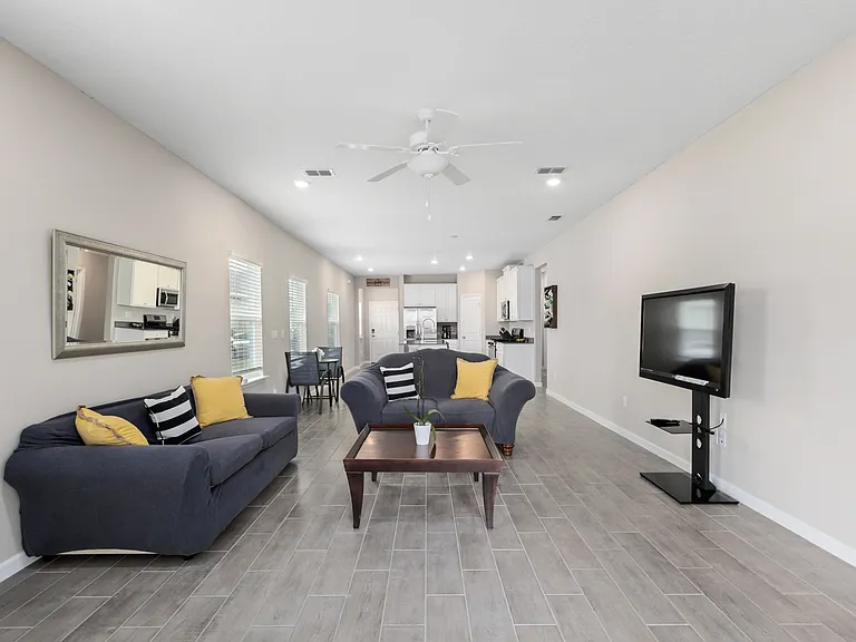 3987 Bloomfield Ct — Photo 16