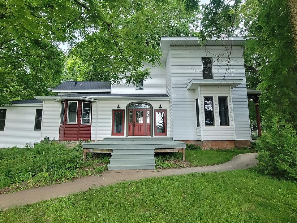 1st image of 105 E 1st St