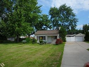 2nd image of 13751 Common Rd