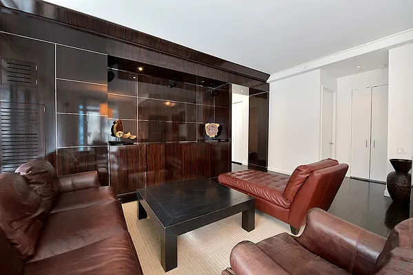 Rented by Gold Coast Capital Resources, LLC | media 34