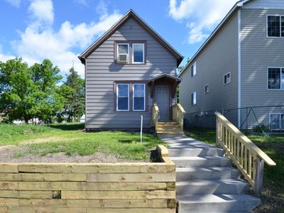 493 Hatch Ave, Saint Paul, MN, 55117