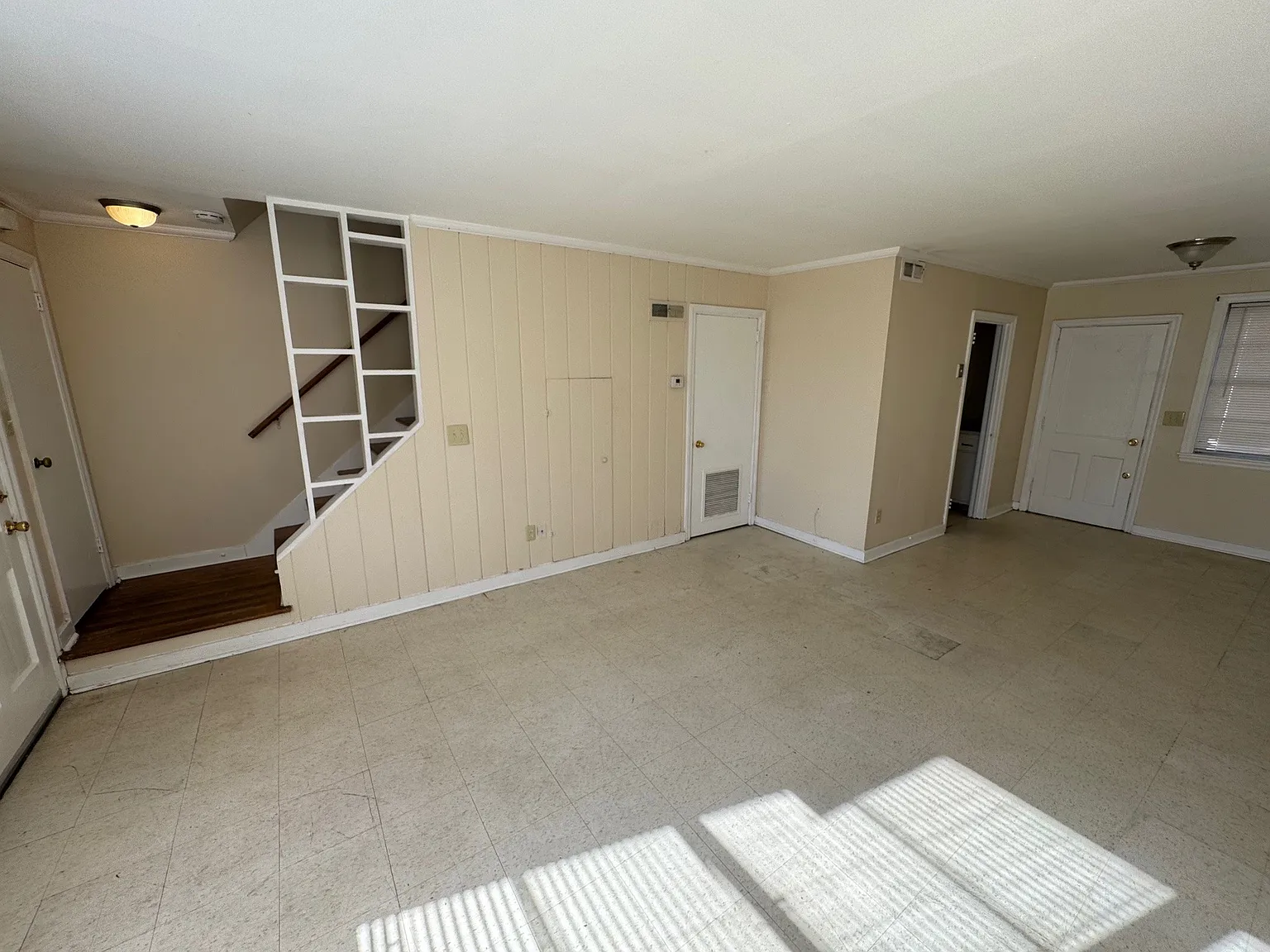 2 bed, 960 sqft, $825 — Photo 3
