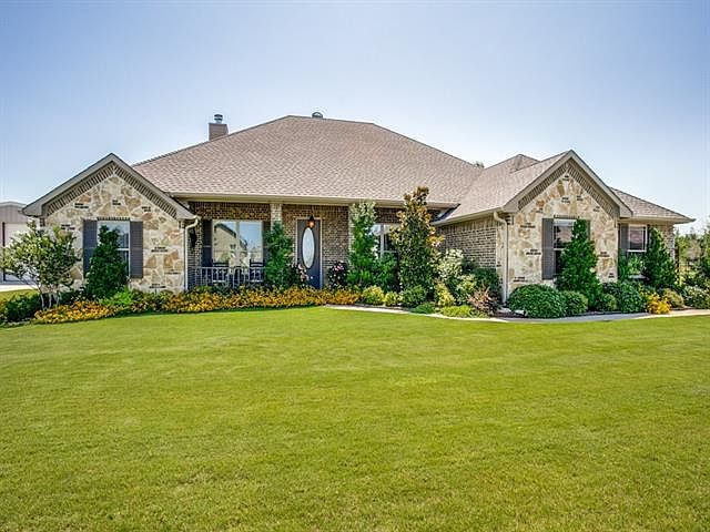 1st image of 512 Hubbard Cir