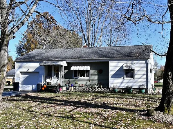 5792 Emerson Ave NW, Warren, OH 44483