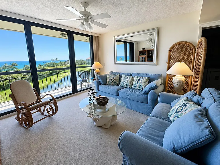 101 S Seas Dr #505 — Photo 4