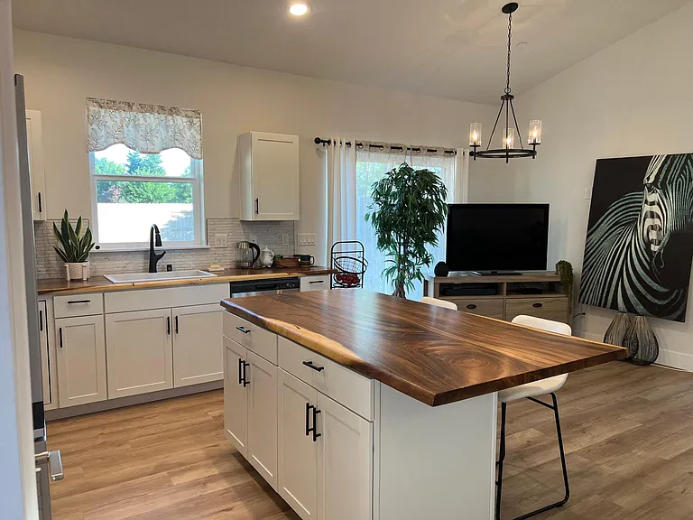 3487 Sacramento Dr — Photo 23