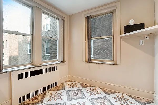 Rented by Bond New York | media 5