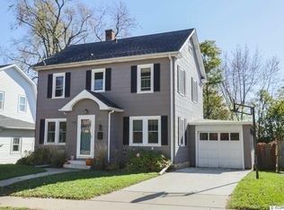 1540 Douglas St, Dubuque, IA 52001