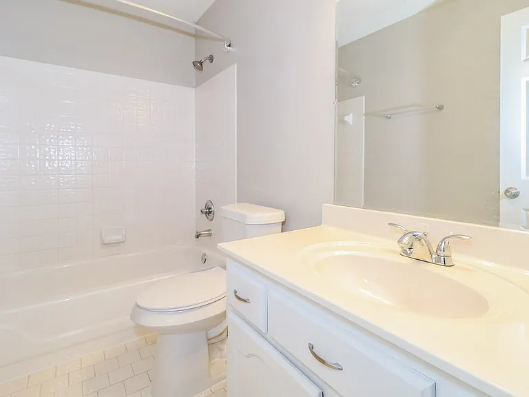 300 N Ericson Rd — Photo 13