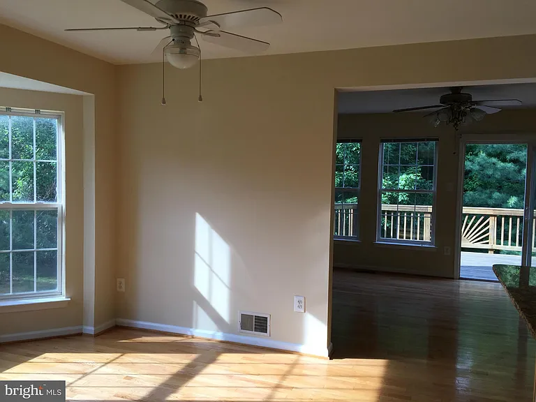 10421 Heathside Way — Photo 12