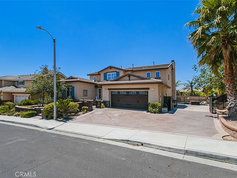 29315 Sequoia Rd — Photo 2