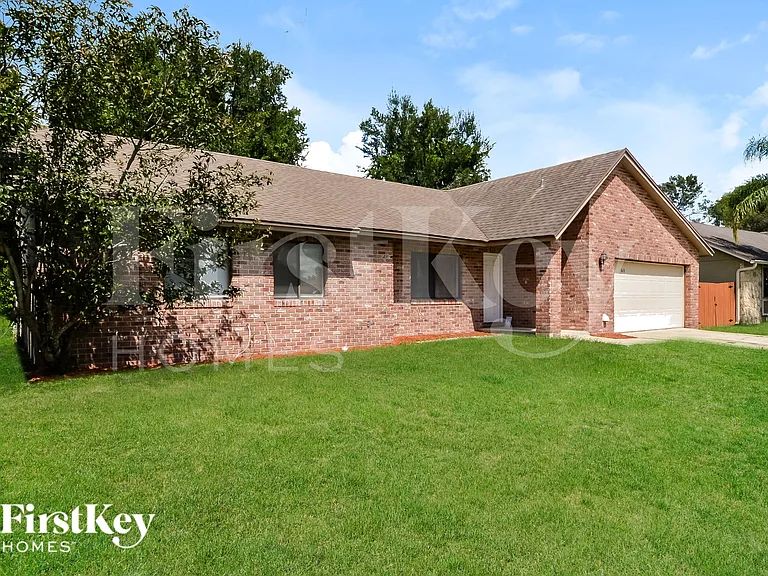 649 Nardello Dr — Photo 2
