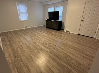 2400 Ives Ln N, Plymouth, MN 55441