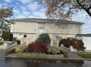 16051 80th St, Howard Beach, NY
