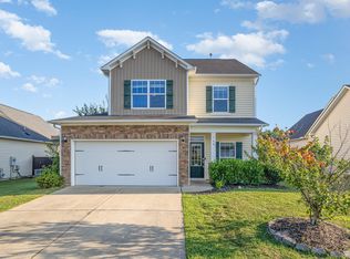 160 Breezemont Dr, Fuquay Varina, NC 27526