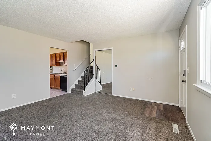 2710 Moundcrest St — Photo 7