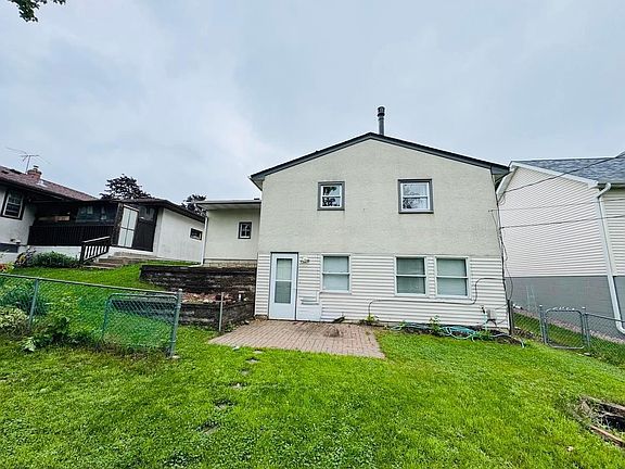 2nd image of 1267 Etna St