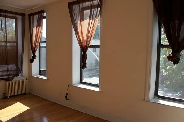 Rented by MNS | media 31