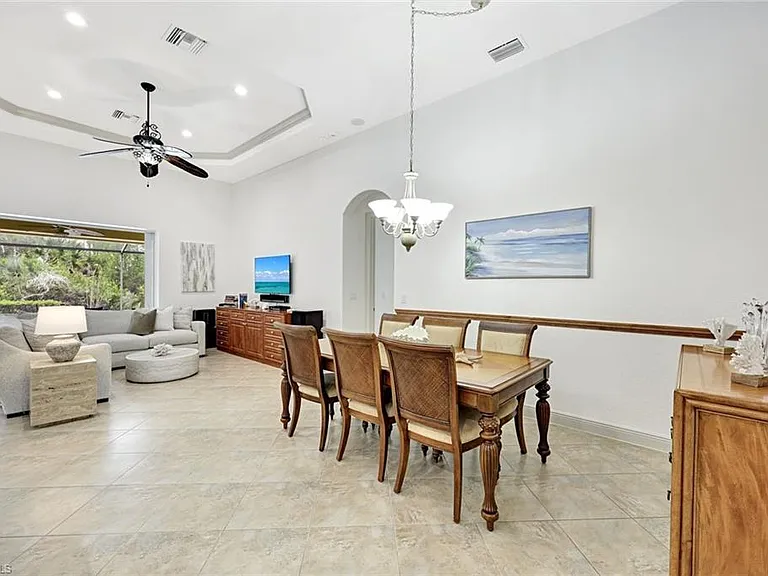 7655 Martino Cir — Photo 7