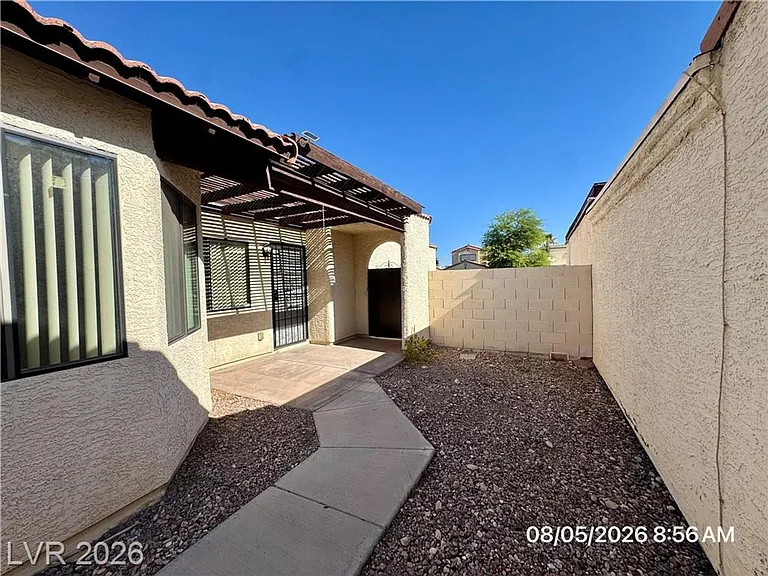7749 Success Ct — Photo 34