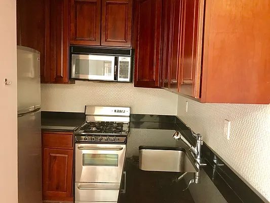 Rented by J Misrahi Realty Corp | media 23