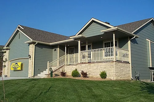 2920 N Rough Creek Rd Photo 1