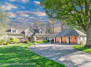 2 Locust Ln, Lansing, MI 48911