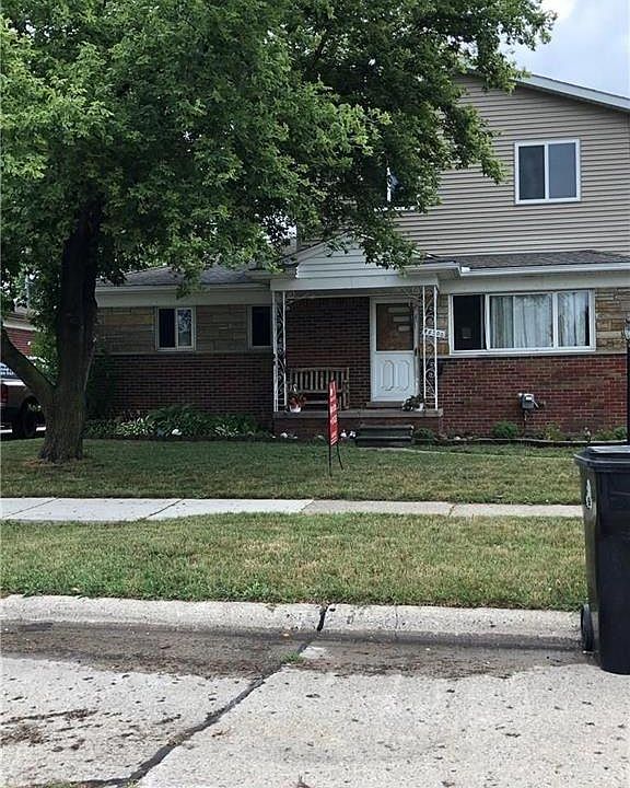 1st image of 28300 Garfield St