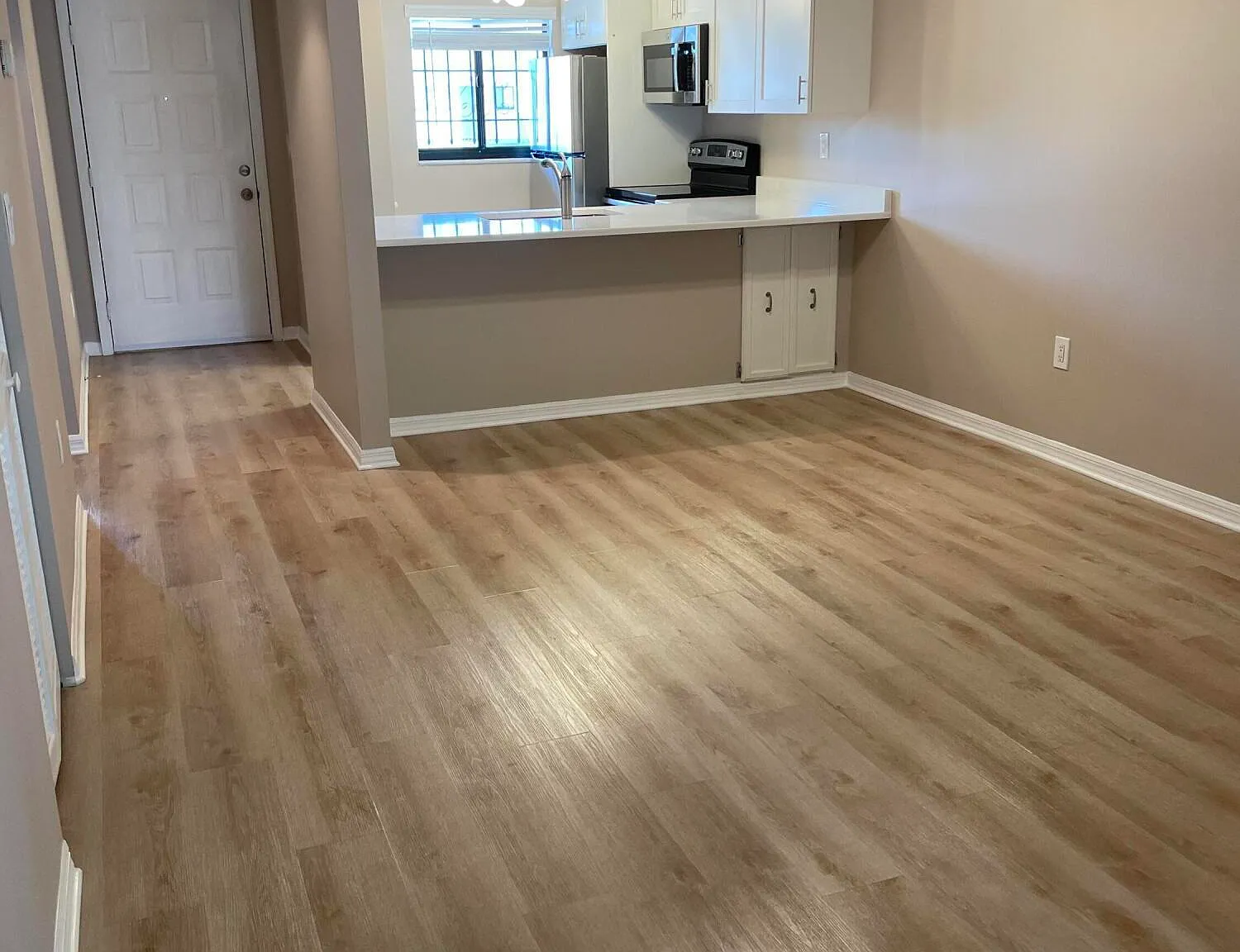 2 bed, 2.0 bath, 928 sqft, $1,550 — Photo 4