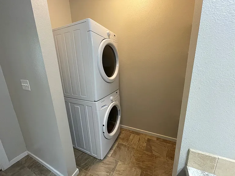 Tree Valley Village Apartments — Photo 50