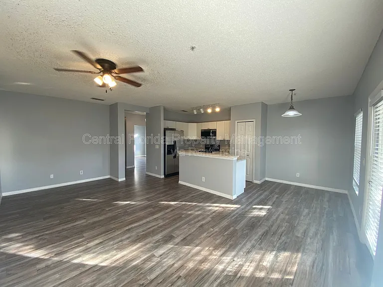 2076 Cypress Bay Blvd — Photo 7