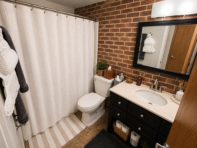 Varsity Management - 1015 W. Huron — Photo 23