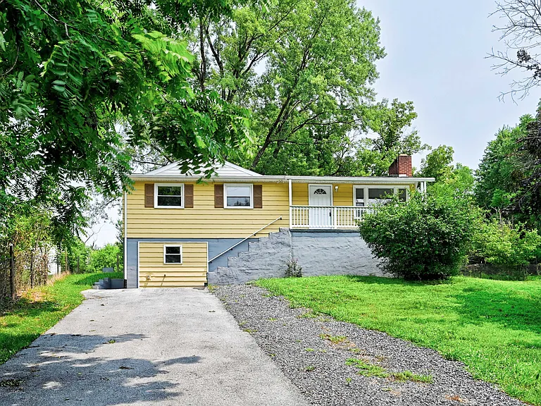 49 Oldt Dr #A — Photo 1