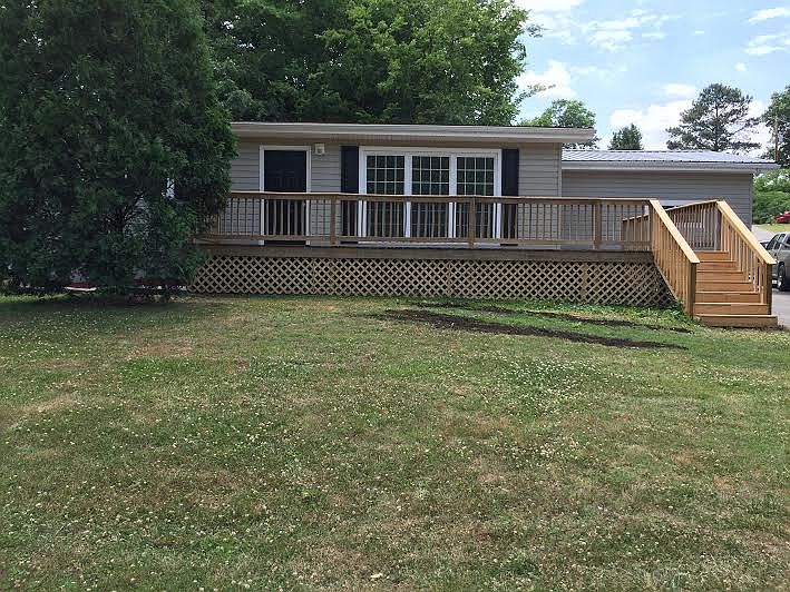 1st image of 27 Sherry Ln