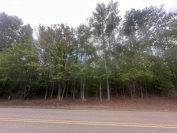 1620 Grass Farm Rd, Titus, AL 36080