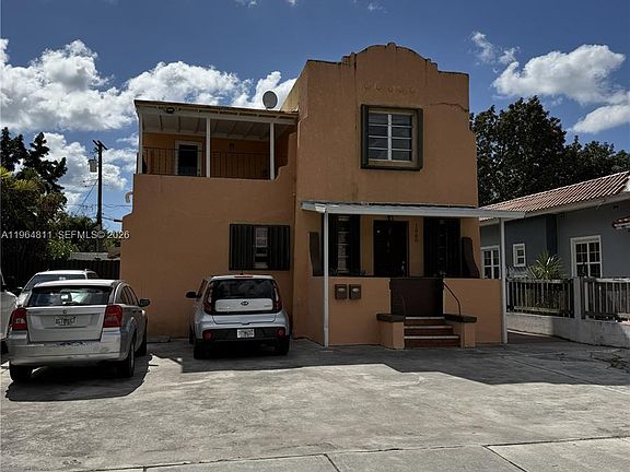 2nd image of 1880 SW 9th St #2