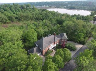 109 Stanbery Rdg, Fort Thomas, KY 41075