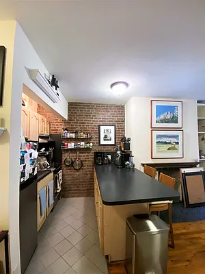 Rented by City Connections Realty | media 20