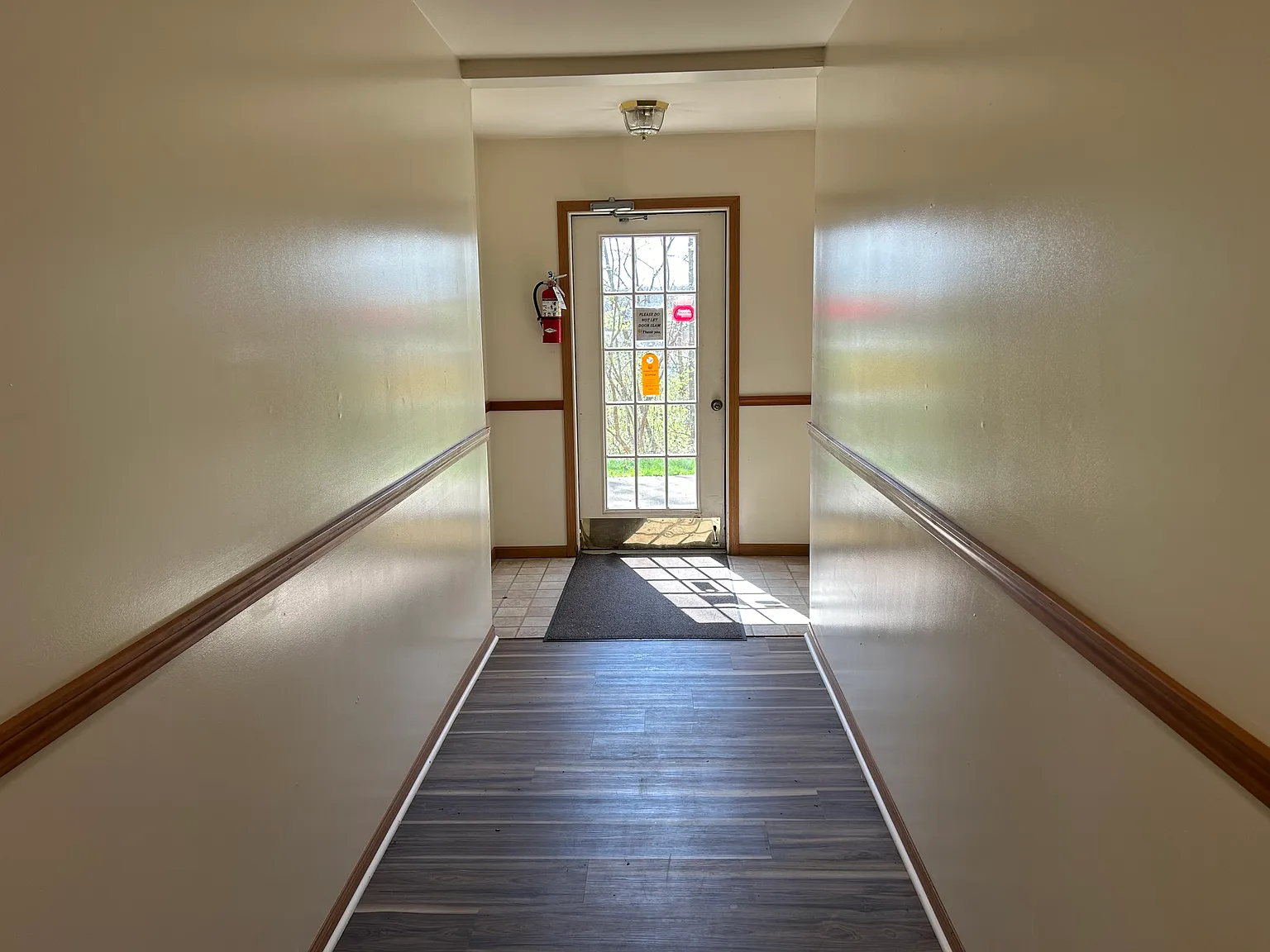 2 bed, 800 sqft, $1,400 — Photo 4