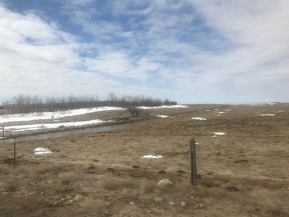 2nd image of 549 Mock Rd