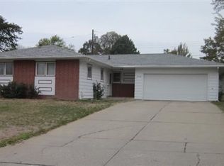 1312 Parkview Dr, Norfolk, NE 68701