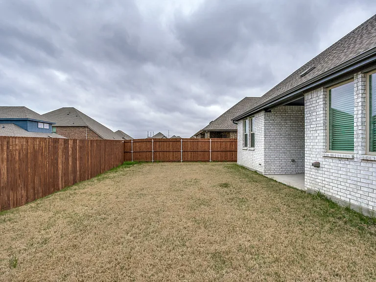 6978 Draper Ln — Photo 24