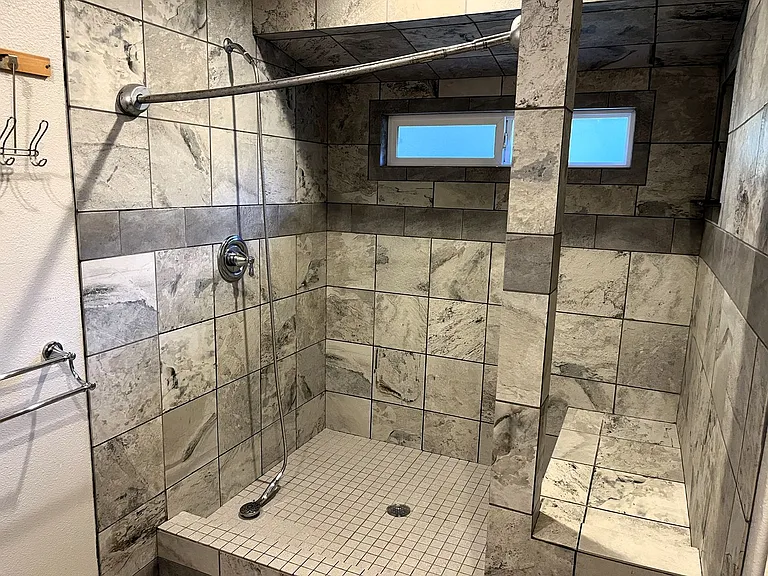 7025 London Dr — Photo 18