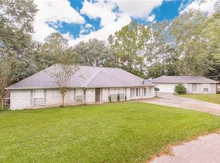 103 Lee Cir, Bogalusa, LA 70427