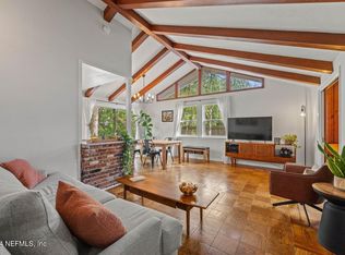 923 Overlook Dr, Jacksonville, FL 32211